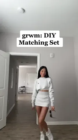 nothing to wear 🤝 making your own matching set from a crewneck @jennyxngyn #grwm #petitefashion #matchingset #fashiondiy #springfashion2022 #pinterestoutfit