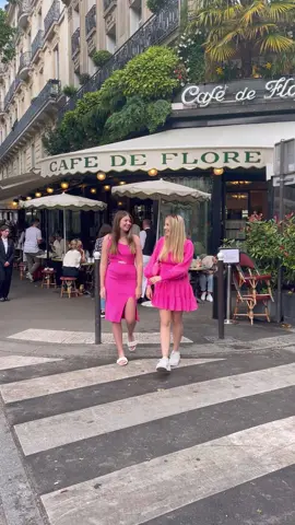 The Serena to my Blair @karasagunsky 💗#europetrip #gossipgirlhere #pinkoutfit #paris #parisianstyle #europeansummer