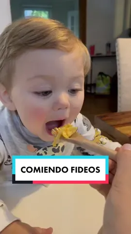 Es la segunda vez que le doy pasta y le encanta! #comidabebes #ideascomidabb #bebestiktoks
