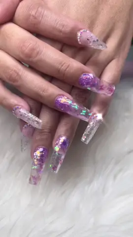 Diamonds and butterflies 🤩 #MakeNightsEpic #bakersfield #nailsofbakersfield #butterflynails #glitternails #springnails #notpolish