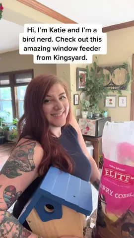 Visit @kingsyard_official ‘s shop by going to the linktree in my bio! Save 20% at check out by using the promo code: KatieKreen ❤️ #birdnerd #fyp #birdwatching #kingsyard #birdfeeders