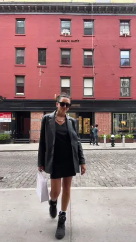 the bird was a paid actor 🐦 #OOTD #summeroutfits #allblackfit #sohonyc #leatherblazer