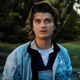 my boyfriend #steveharrington #joekeery #strangerthings4 #strangerthings #viral