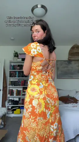 The best drress 💛🧡 #urbanoutfitters #floraldress #summerdress