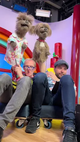 Hetes a bit of #behindthescenes fun from CBeebies I’m performing Nanny T.Dog with @warrickbp as Dodge #cbeebies #cbbc #hackertdog #dodgethedog #tv #studio #makingof #puppet #puppetmaster #puppetsoftiktok #puppeteer #puppetry #characters