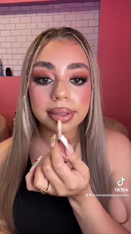 One of my favorite lip combos💕 @Alexiz #rgvmakeupartist #makeuphacks