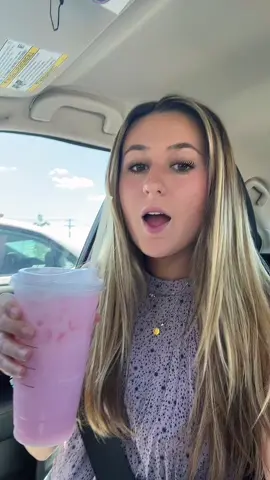 day 1 of rating my pink drink @Starbucks