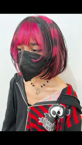 #hair #hairstyle #haircut #hairstyles #hairtutorial #hairtok #hairtransformation #hairtutorials #haircolor #hairstylist #nyc #newyork #y2k #punk #emo #emogirl #gothic #neweave #vkei #hairdresser #hairdesign #fashion #newtrend #wolfcut #raccontailhair