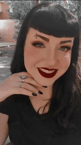 #motd #pinup #pinupgirl #bettiebangs #bettybangs #redlipstick #redlips #goth #gothgirl #hotghoulsummer #gothic