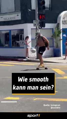 Unglaublich feines Füßchen! 🛹 ⚽️ #Skateboarding #football #sports #sport1 #sport1news