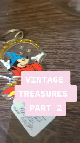 @chantelsfigment does anyone here collect comic books? #disneyfinds #mcucomics #vintagedisney #disneyshopping #starwarsvintage