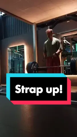 Beautiful when pulled off #GymTok #rdls # deadlifts #deadlift #straps #jdgyms #bodybuilding #90sbodybuilding