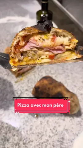 Quel plaisir d’avoir un père pizzaïolo 🤩 #tiktokfood #tiktokacademie #pizza #pizzafeudebois
