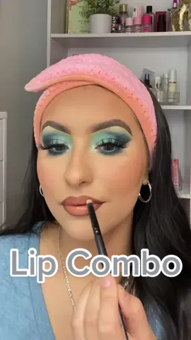 I LOVE finding new lip combos 😍 #lipcombotutorial#revlon#gloss#liplinerhack#liveglamlippies#lipproducts