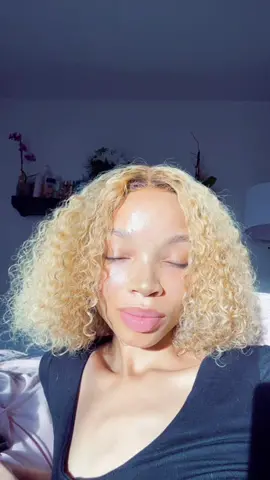 blonde is my color officially 💕