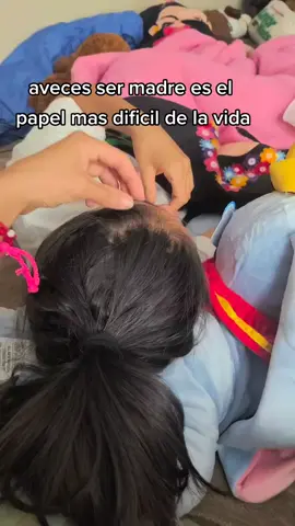 hemos pasado por momentos dificiles, pero orita mas k nunca eh estado disfrutando que me pida chikeos de mama❤️ #fyp #adolescentes #babygirl