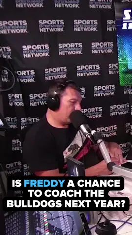 Fletch seems to have a soft spot for naked journalists 😂😂😂 #nrl #Fletch #BryanFletcher #radio #NRL #RugbyLeague  #StateOfOrigin #BradFittler #fittler #freddyfittler #bulldogs #canterburybankstownbulldogs #canterbury #joelcaine #joelfletchsen #sydney #australia #nsw #newsouthwales #nswblues @nswblues_