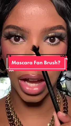 Have you tried a Mascara Fan Brush yet? I didnt even know these things existed👀🤯 #mascarafanbrush #meltcosmetics #thebrushguru #makeupbrushseries