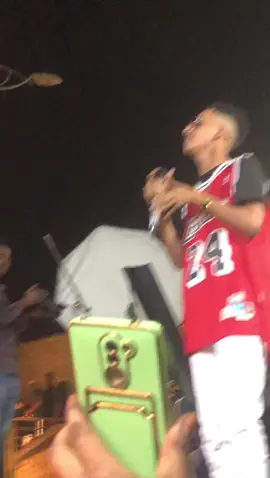 اخر حفله لي ود الجاك مع الراكوبه .😂💔