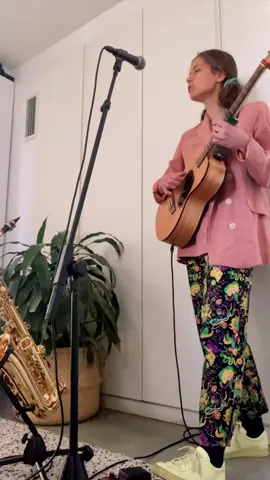 praciticing my new song #jamsession #newmusic #saxophone #looping