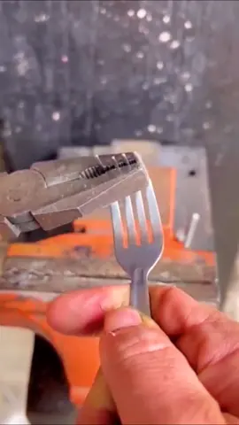 Very useful trick#viral #useful #diyproject #lifetips #tipsandtricks #LearnOnTikTok #tips #hacks #USA #tiktok #lifehacks #hacksoflife #xyzbca #ideatimes #fyp #foryou #fypシ