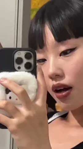 #makeup