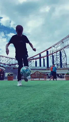 Our #keepieuppiechallenge #champ #Will for #summertimegames #PBRecord #129 in 1 min can you beat him …… #fypシ #pleasurebeach #Summer #funshine #awesome #football