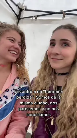 ¿Si parecemos hermanas o estamos locas? #hermanas #hermanaperdida @marianamozog