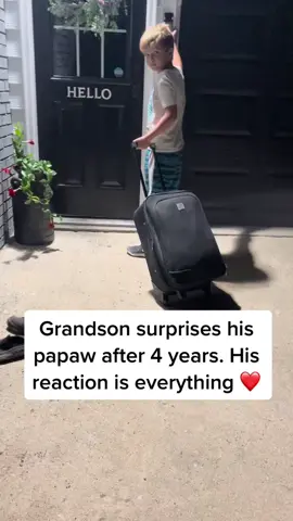 I cry every time!!!! All the from Kansas City to Georgia 😭😭😭 if i dont get this reaction the next time i surprise somebody, i dont want it!!!!! #grandpa #papaw #grandparentsday #grandparents #surprise #Love #thisenergy #kansascity #georgia
