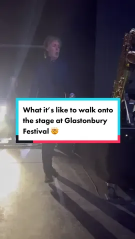 What it’s like to walk out as a Pyramid Stage headliner at Glastonbury 🤯 #PaulMcCartney #Glastonbury #PyramidStage #PaulMcCartneyAtGlasto