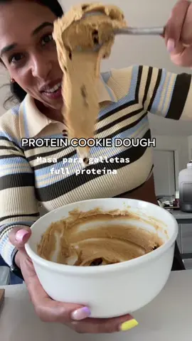 Para mas recetas nos vemos en IG MAYELASJOURNEY #cookiedough #proteinpowder #proteincookiedough #galletas #galletassaludables #recetastiktok #recetasfaciles #postrefit #postreproteico #proteinaenpolvo