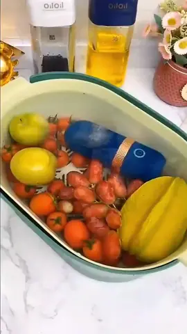 The favorite kitchen gadget for smart ppl .Get one in my profile link #gadget #kitchen #Home #smarthome #household #fyp #LifeHack #SmallBusiness #appliances #satisfying #CleanTok #tiktokmademebuyit