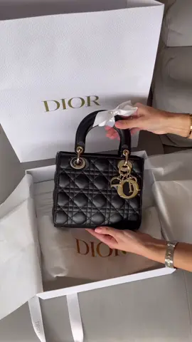 unboxing my small black abc lady dior bag🥺🖤 she’s perfect