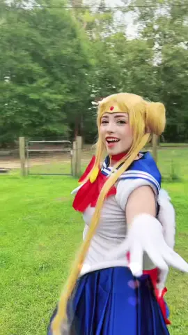 thank u mom for filming 💕🤧🙏 #sailormoon#sailormooncosplay#cosplay