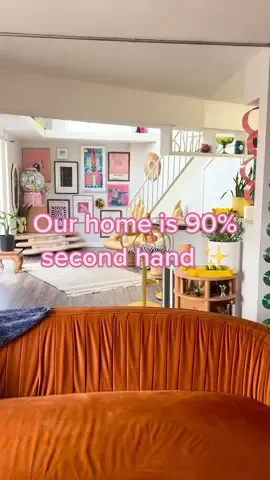 Still cant believe that we thrifted 90% of the furniture in here! I love finding treasure✨✨ #thriftedhome #secondhandfurniture #diyhomeprojects
