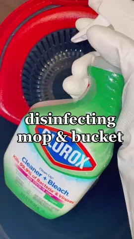 Reply to @thatvirgovanessa how i keep it clean in between mopping! #moptok #moppingtiktok #CleanTok #cleaningadmr #cloroxbleach #lysol #ocedar #disinfecting