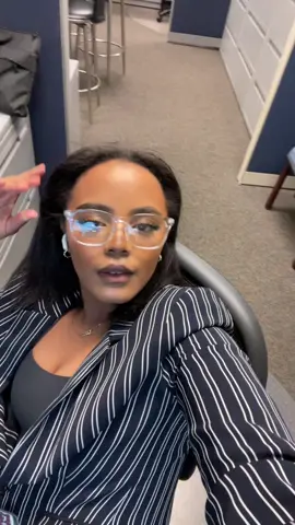 That last 20 min in the office cant go fast enough🌚