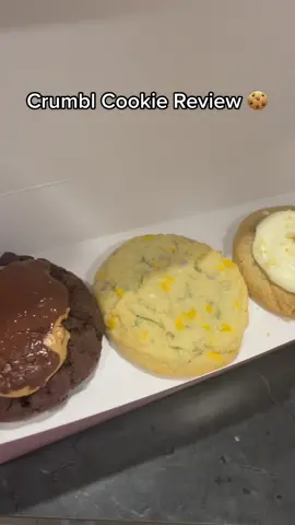 ⭐️ Crumbl Cookie Review! ⭐️ @Crumbl Cookies #crumbl #crumblcookies #crumbltiktok #crumblreview #crumblreview