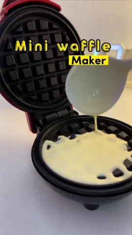 Mini waffle maker. Senang je nak buat waffle ni🤭 #miniwafflemaker #wafflemaker #waffle #waffles #waffleart #wafflecones #wafflecrispy #wafflehouse #wafflefries #waffleironchef #waffleit #racuntiktok #racunshopee #ttshopboleh #ttshop #tiktokshopmalaysia #tiktokshopmy #tiktokmalaysia #kitchen #KitchenHacks #fyp #foryou #foryoupage #homegadget #smarthome #tiktokmalaysia🇲🇾 #mentegaterbang #mentega #butter #homeappliances #electricwafflemaker #wafflemachine  #pancake #wafflepotatochips #ttshop