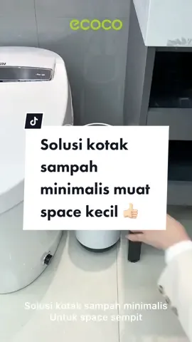 Punya kamar mandi dengan space sempit tapi masih mau taruh kotak sampah? Yapp… saatnya coba pakai wadah sampah minimalis yang gak butuh banyak space ini 😆 #ecocoindonesia #hiduppraktis #kamarmandiaesthetic #lifehacks #tongsampah #rumahbersihcheck