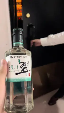 翠のジントニック🍸#BAR #バーテンダー #氷