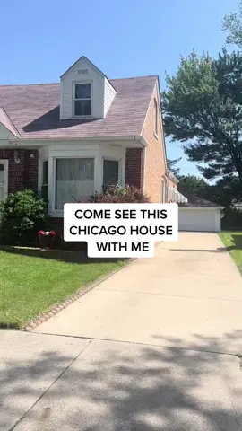 Which part is your fave? #chicagobulls #housetour #houseoftiktok #realestate