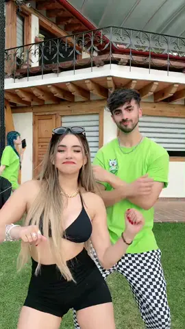 ❤️💚 (instagram:BriandaDeyanara)