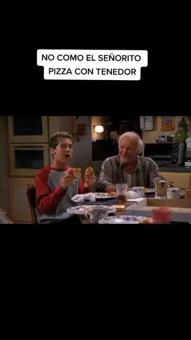 no como el señorito - Malcolm el del medio #abuelos #grandpa #malcolminthemiddle #pizzacontenedor  #fypdongggggggg