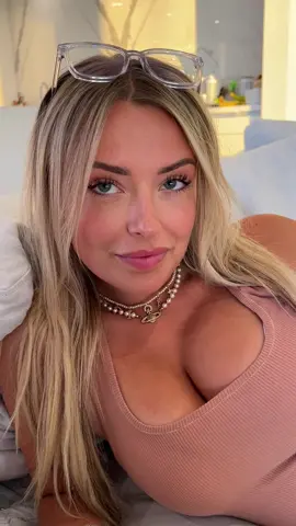this is absolutely insane hahaha @corinnakopf @zane