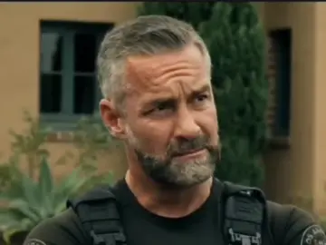 😀😀😀😀😀😀😀😀😀😀😀😀😀😀#pourtoi #swat #deacon #jayharrington #sexy