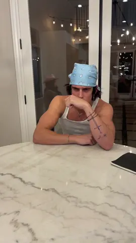 I got you with the napkin😀