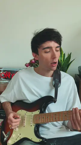 Pretty sure i got this from @WULFGANG and now it’s part of my daily routine 😄✨#guitartok #fenderstratocaster #triads #diminishedchords
