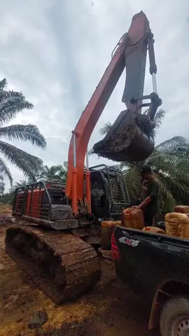 ISI BBM BEKO BESAR 😁 #fypシ゚viral #fyp #fypage #hitachi #excavator #alatberat #beko #operatormuda #cgmachine
