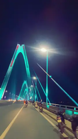 Cầu nhật tân về đêm🥲#tâmtrạngbuồn #selfiecamxuc #xuhuong #
